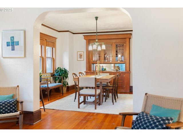 1600 Se 32ND Ave, Portland, OR 97214