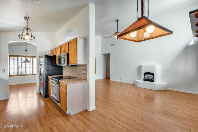 17741 N DESERT FLOWER Trail, Surprise, AZ 85374