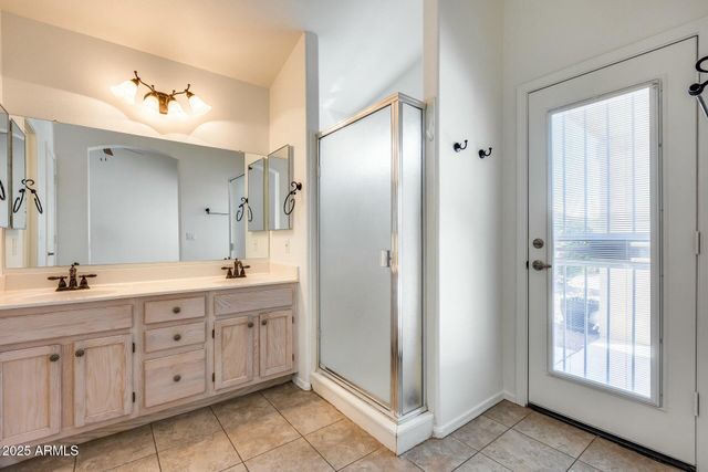 17741 N DESERT FLOWER Trail, Surprise, AZ 85374