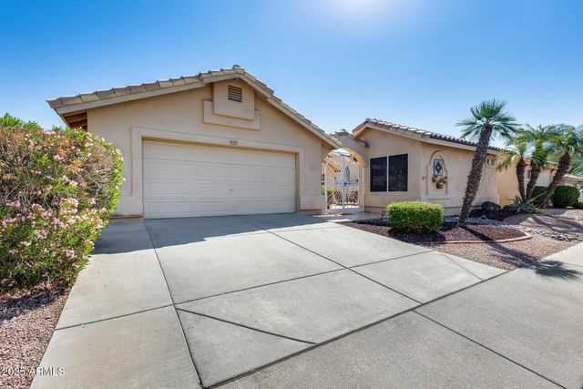 17741 N DESERT FLOWER Trail, Surprise, AZ 85374