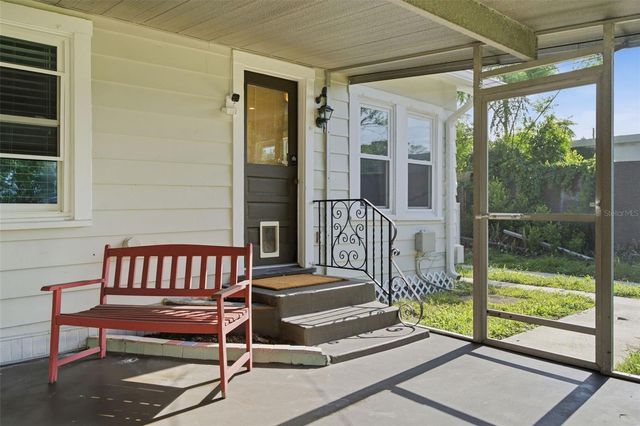 106 W COMANCHE AVENUE, Tampa, FL 33604