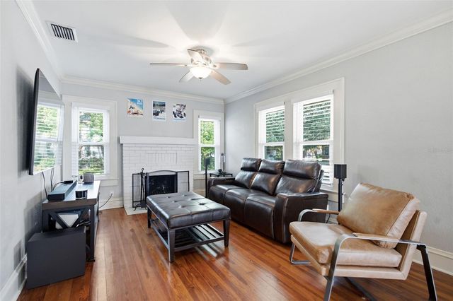 106 W COMANCHE AVENUE, Tampa, FL 33604