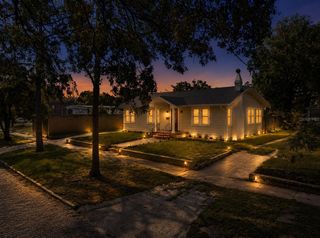 106 W COMANCHE AVENUE, Tampa, FL 33604