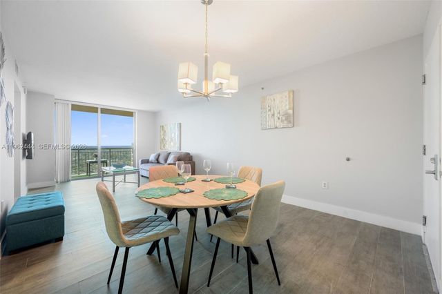 9066 SW 73rd Ct 2002, Miami, FL 33156