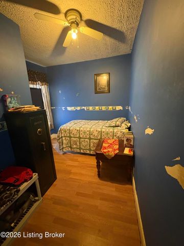 2426 Bank St, Louisville, KY 40212