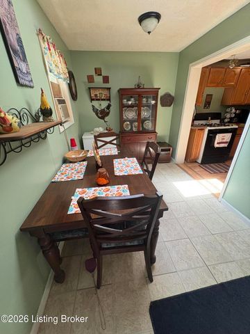 2426 Bank St, Louisville, KY 40212