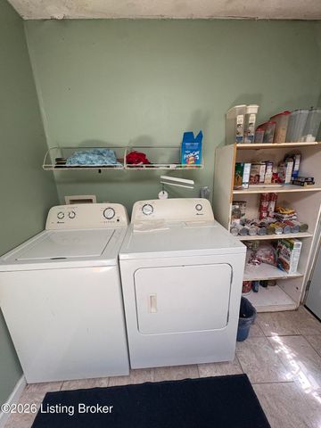 2426 Bank St, Louisville, KY 40212