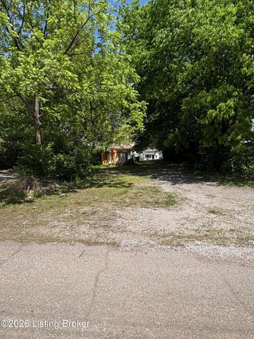 2426 Bank St, Louisville, KY 40212