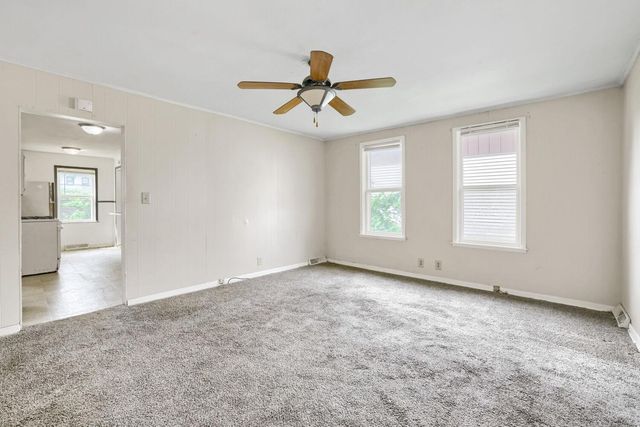 1024 Geranium Avenue E, Saint Paul, MN 55106
