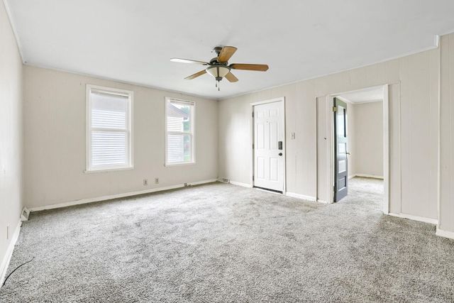 1024 Geranium Avenue E, Saint Paul, MN 55106