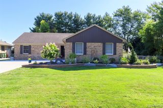 48200 Burton Drive, Shelby Twp, MI 48317