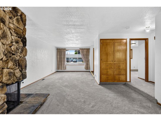 3624 HERMOSA Ct Ne, Salem, OR 97305