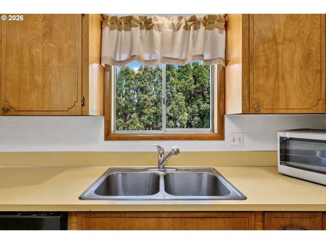 3624 HERMOSA Ct Ne, Salem, OR 97305