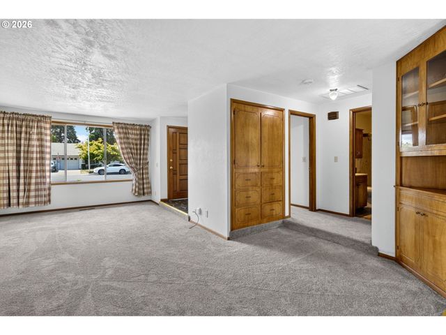 3624 HERMOSA Ct Ne, Salem, OR 97305