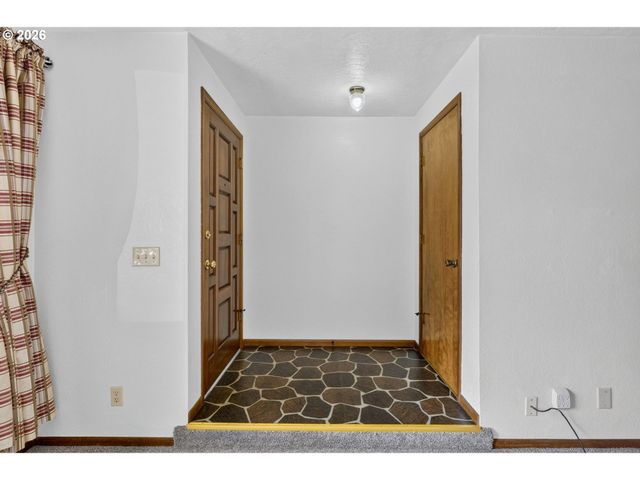 3624 HERMOSA Ct Ne, Salem, OR 97305