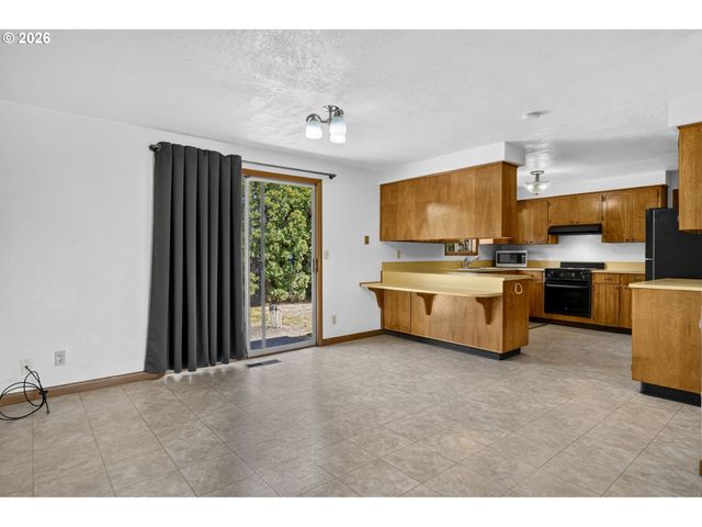 3624 HERMOSA Ct Ne, Salem, OR 97305
