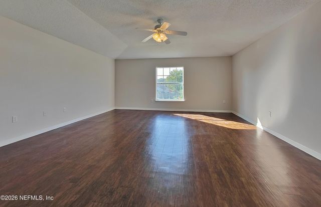 1442 SEAWOLF Trail N, Jacksonville, FL 32221