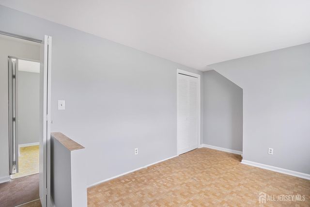 3 Seymour Avenue, Edison, NJ 08817