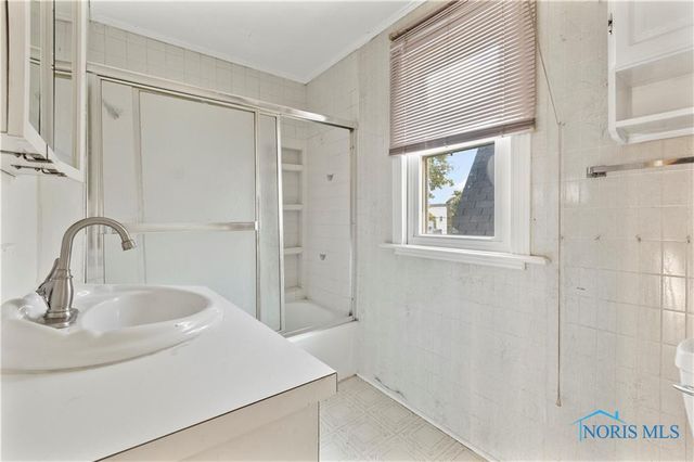 837 Lorain Street, Toledo, OH 43609