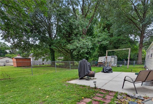 11 Briar Patch PL, Newport News, VA 23606