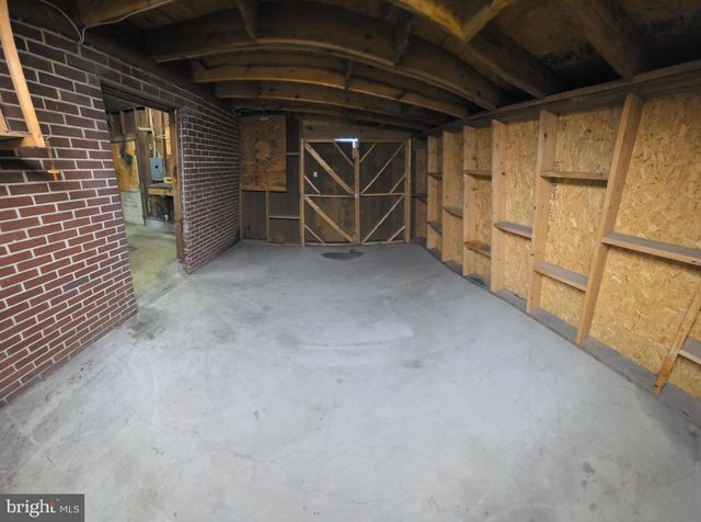 13517 PARADISE CHURCH RD, Hagerstown, MD 21742