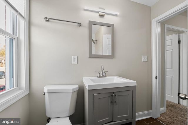 3807 ELKADER RD, Baltimore, MD 21218