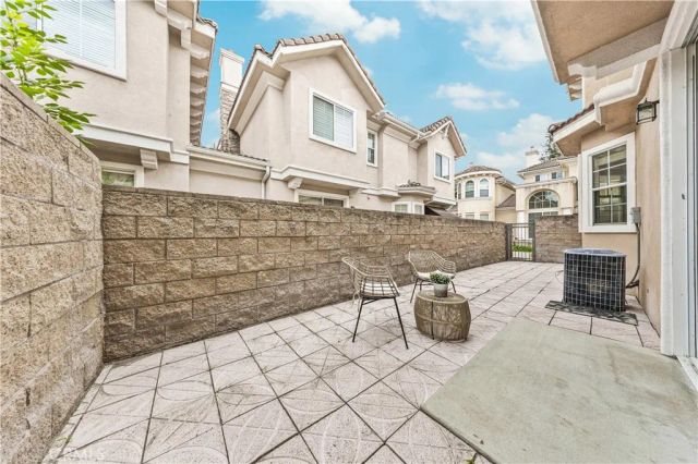 454 W Duarte D, Arcadia, CA 91007