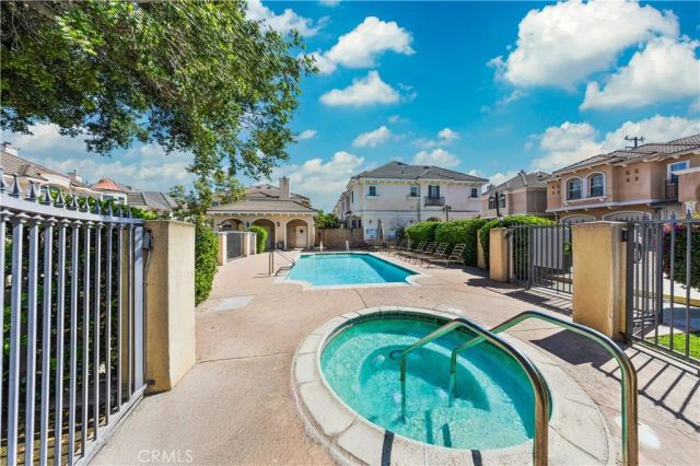454 W Duarte D, Arcadia, CA 91007