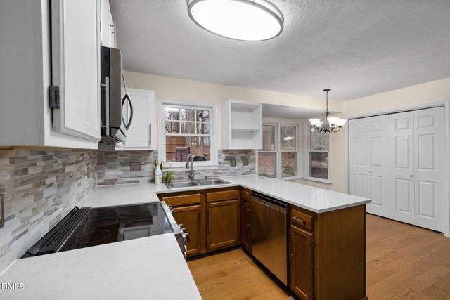 709 Grandview Drive, Durham, NC 27703