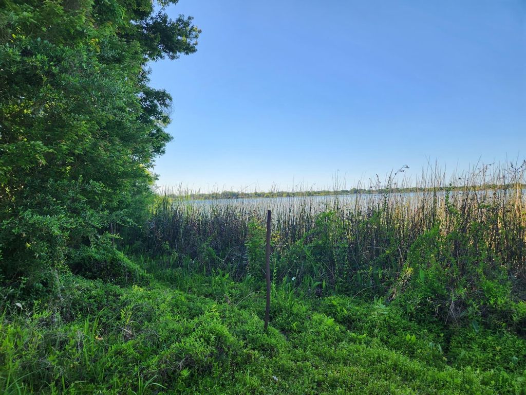 Image 11 of property listing at 3898 & 3910 W WASHINGTON STREET, Orlando, FL 32805