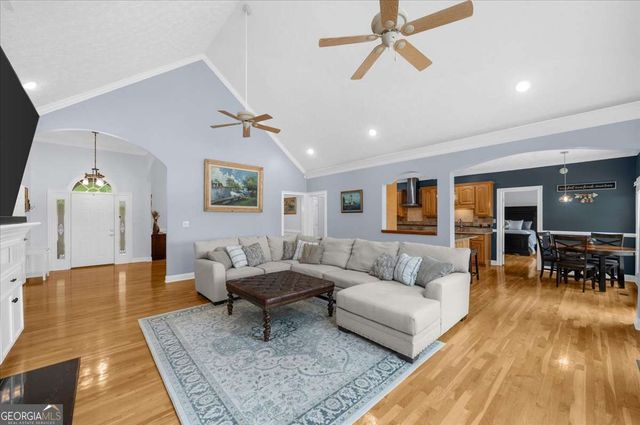 3386 Small Woods Lane, Gainesville, GA 30506