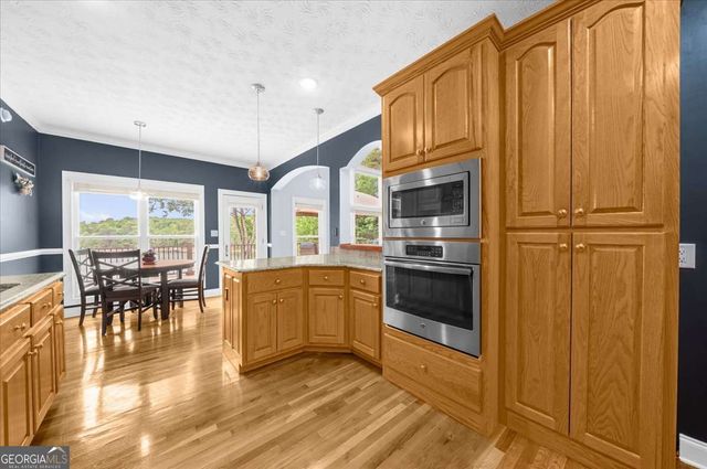 3386 Small Woods Lane, Gainesville, GA 30506