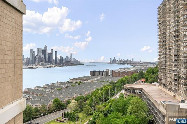 7000 Kennedy Boulevard 25F, Guttenberg, NJ 07093