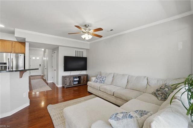 216 Ashton DR, Yorktown, VA 23690