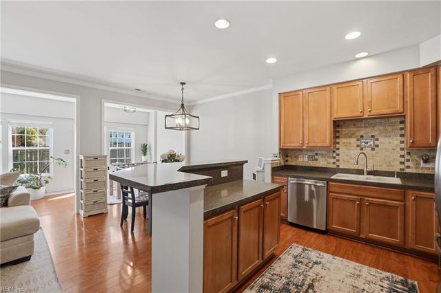 216 Ashton DR, Yorktown, VA 23690