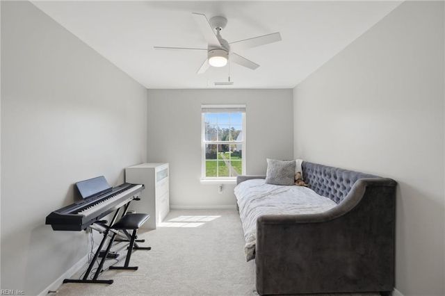 216 Ashton DR, Yorktown, VA 23690