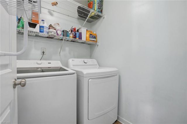 216 Ashton DR, Yorktown, VA 23690