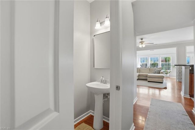 216 Ashton DR, Yorktown, VA 23690