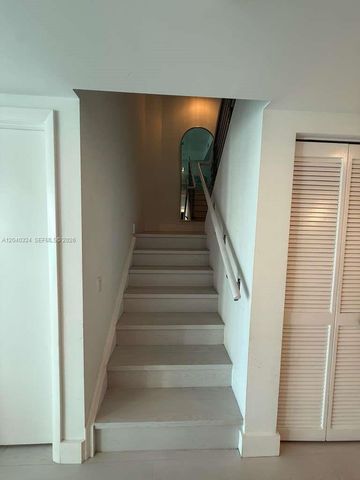 41 SE 5th Street 1708, Miami, FL 33131