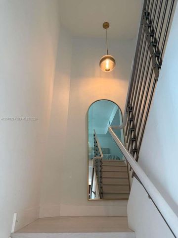 41 SE 5th Street 1708, Miami, FL 33131