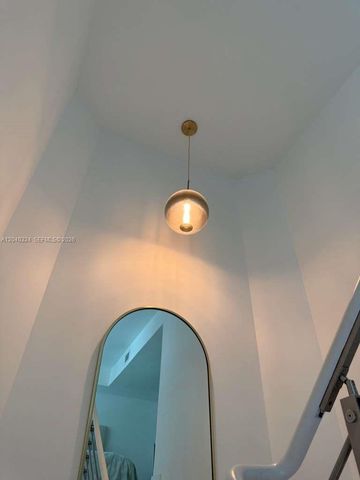 41 SE 5th Street 1708, Miami, FL 33131