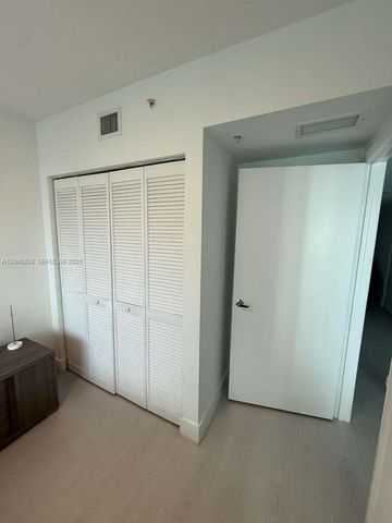 41 SE 5th Street 1708, Miami, FL 33131
