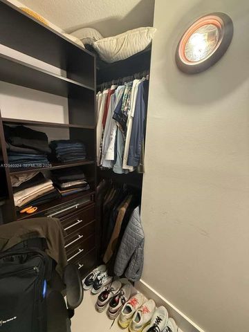41 SE 5th Street 1708, Miami, FL 33131