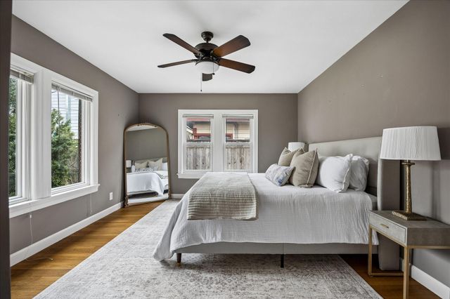 1706 W Main Street, Houston, TX 77098