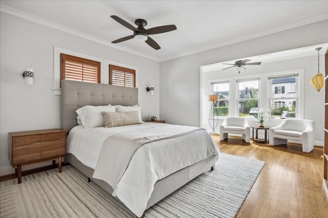 1706 W Main Street, Houston, TX 77098