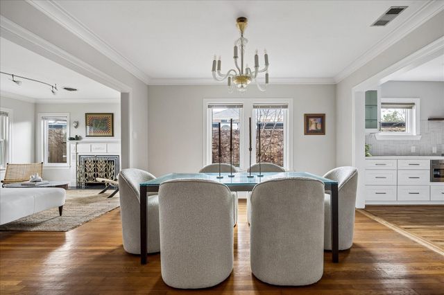 1706 W Main Street, Houston, TX 77098