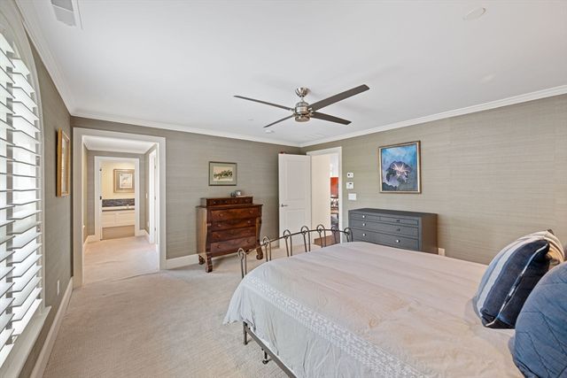 29 Woodmere Dr 29, Milton, MA 02186