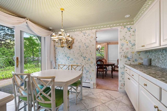 115 LITTLE SWISS PLACE, Green Bay, WI 54302