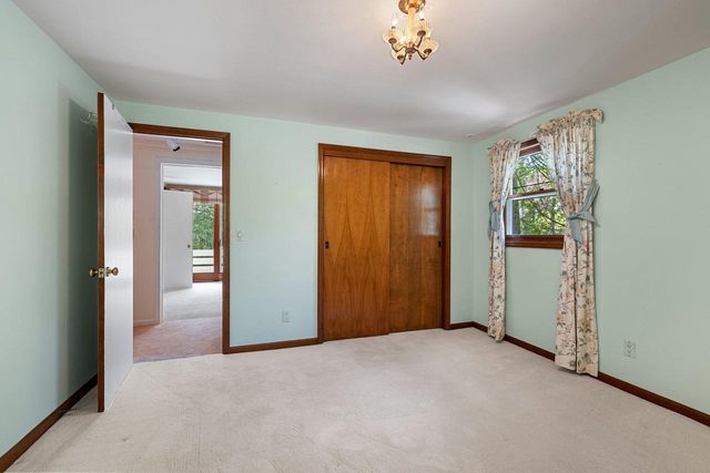 115 LITTLE SWISS PLACE, Green Bay, WI 54302