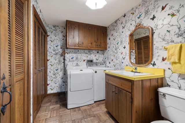 115 LITTLE SWISS PLACE, Green Bay, WI 54302